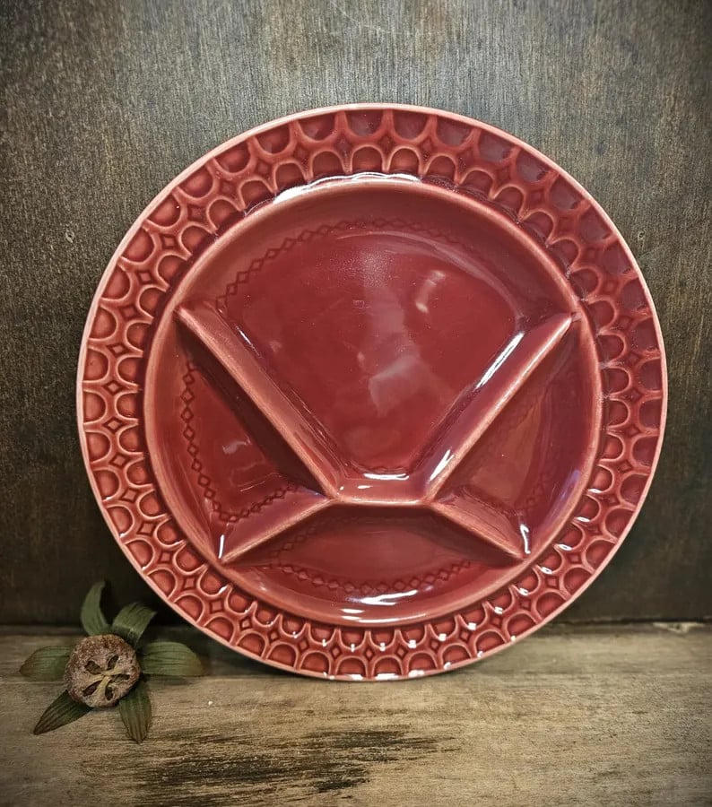 Jaren 70 SARREGUEMINES Franse vintage BARBOTINE majolica fondueborden