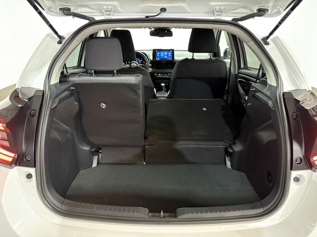 Toyota Yaris 1.5 hyb. 115 first edition | pdc |