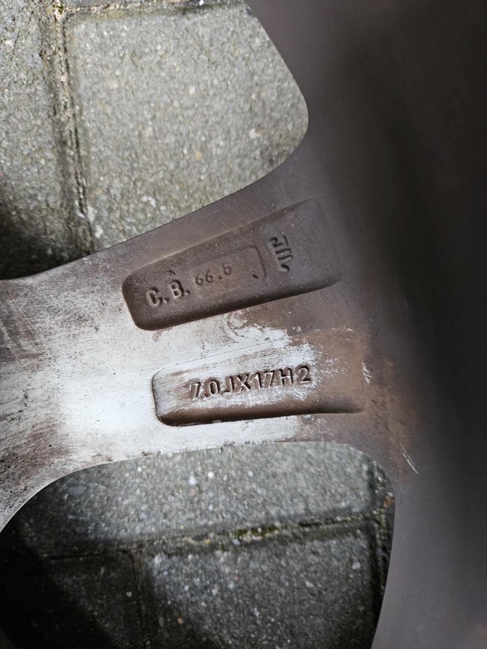 Te koop velgen met banden Q5