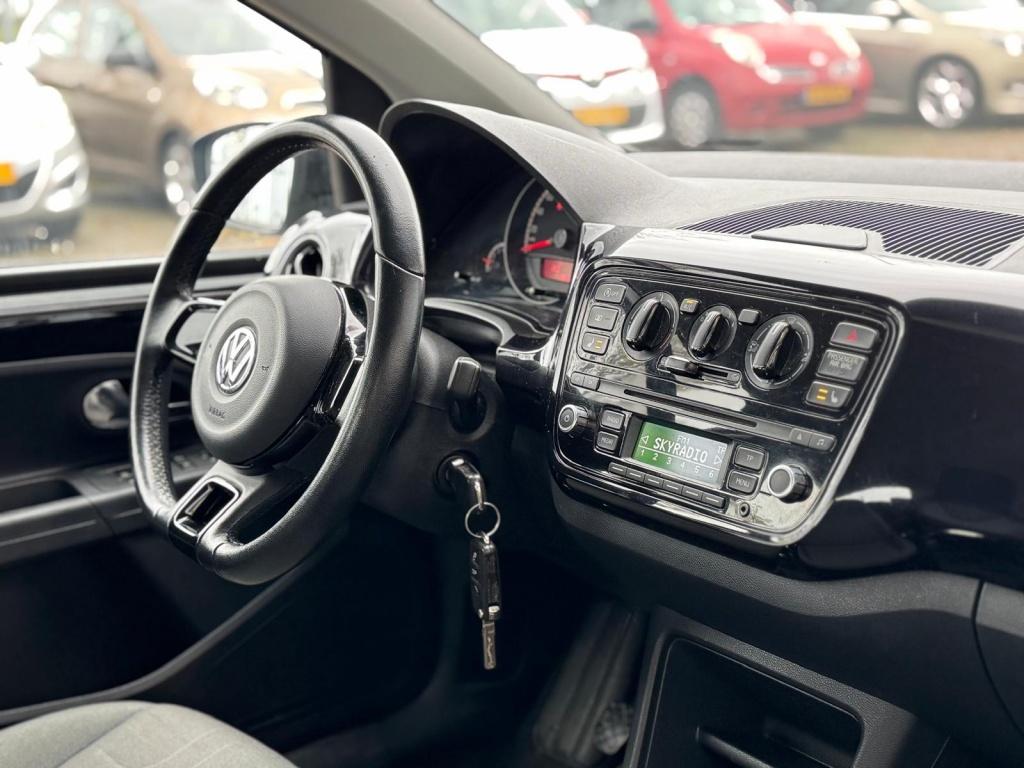 Volkswagen UP! 1.0 - stoelverwarming