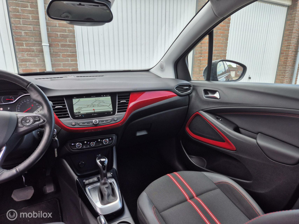 Opel Crossland X 1.2 turbo gs-line / btw auto / fabrieksgarantie