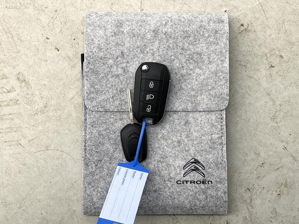 Citroen C4 130 pk feel edition | rijklaar | camera | comfort seats | naviga