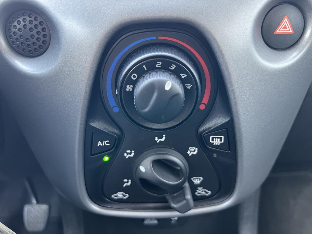 Toyota Aygo 1.0 vvt-i x-play | apple carpl./android auto | dealeronderhoude