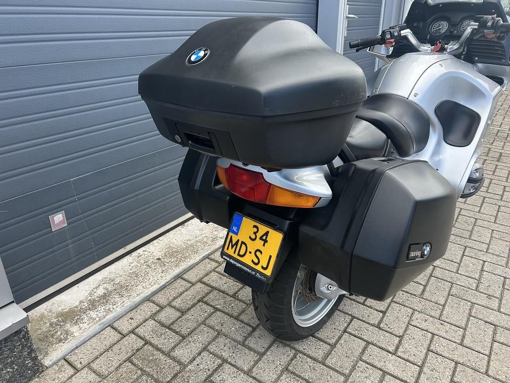 BMW R1150RT Twin-Spark uit 2004 met 122dkm, met ABS, kofferset, €1995,-