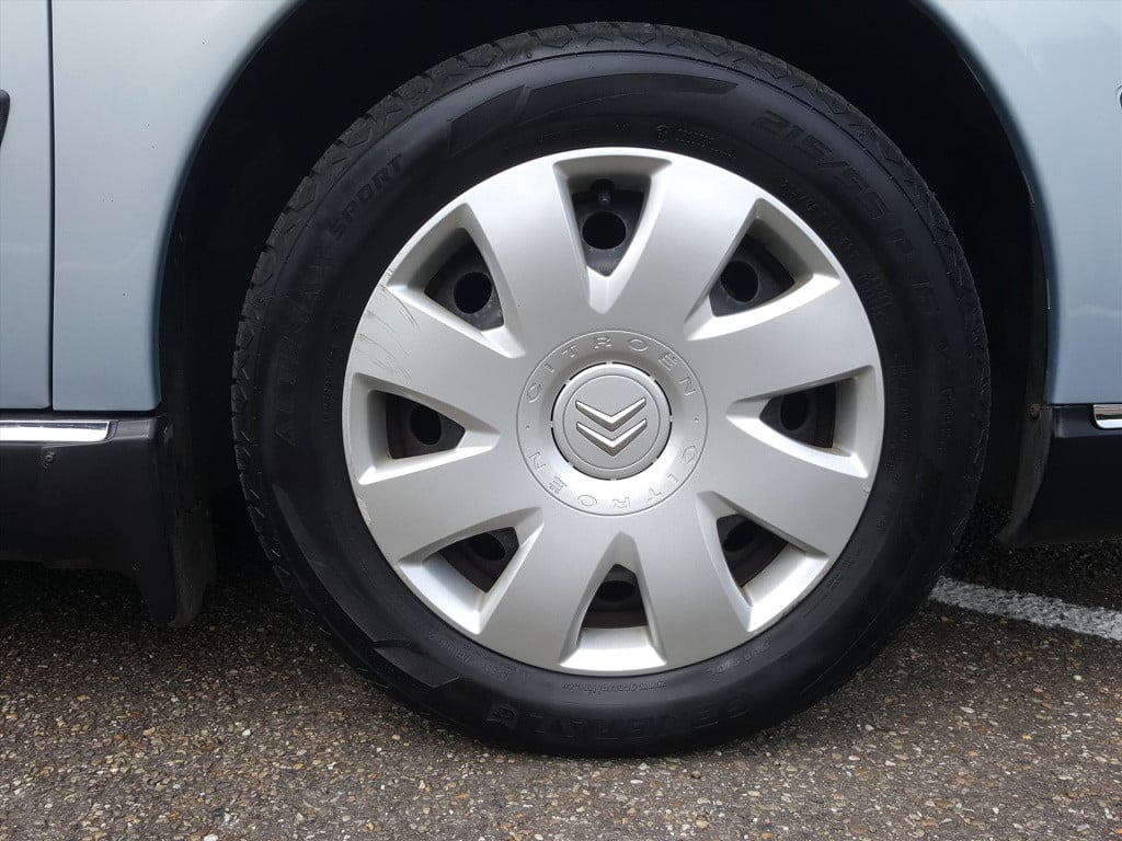 Citroen C5 1.8 16v ligne prestige climate control | parkeersensoren achter 