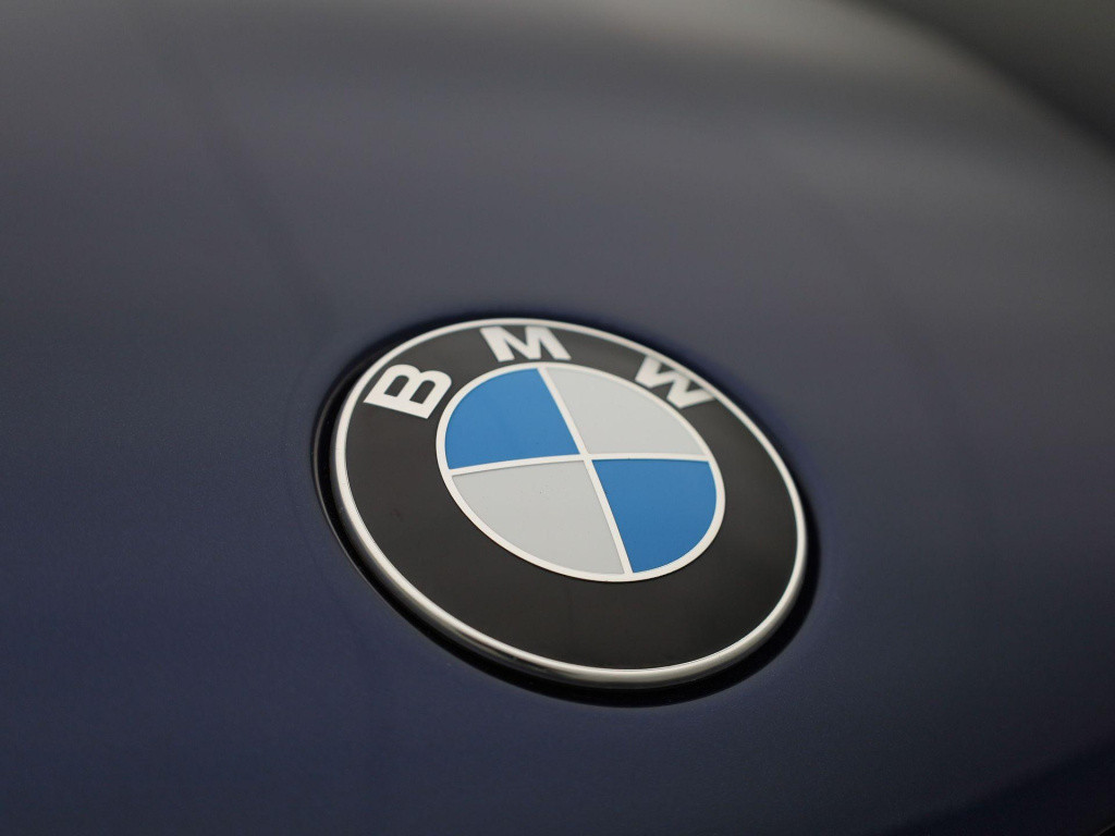BMW X1 sdrive18i | automaat | navigatie | camera | climate control | blueto