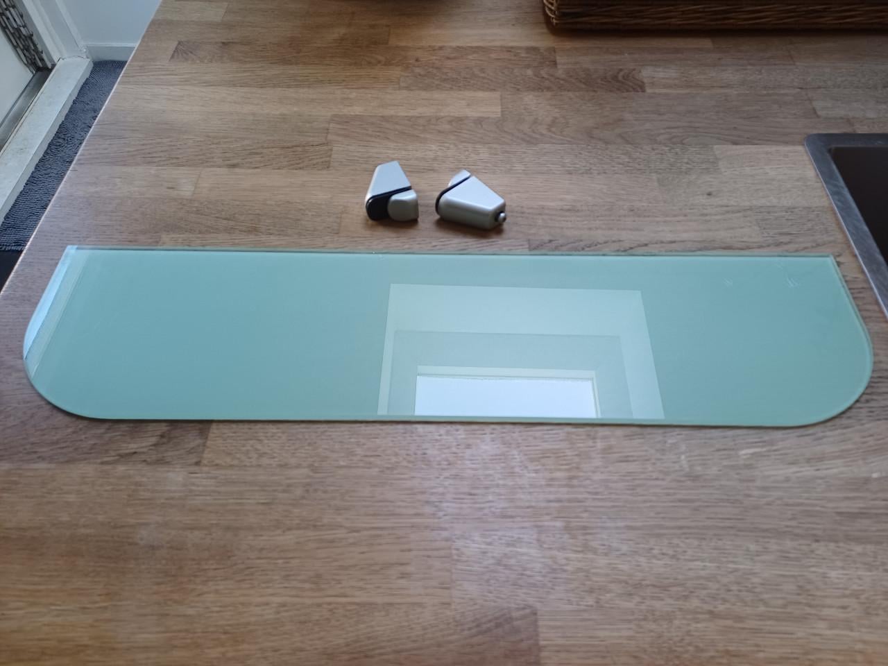 Glazen PLANCHET/PLANK met bevestigingsclips, merk Duraline