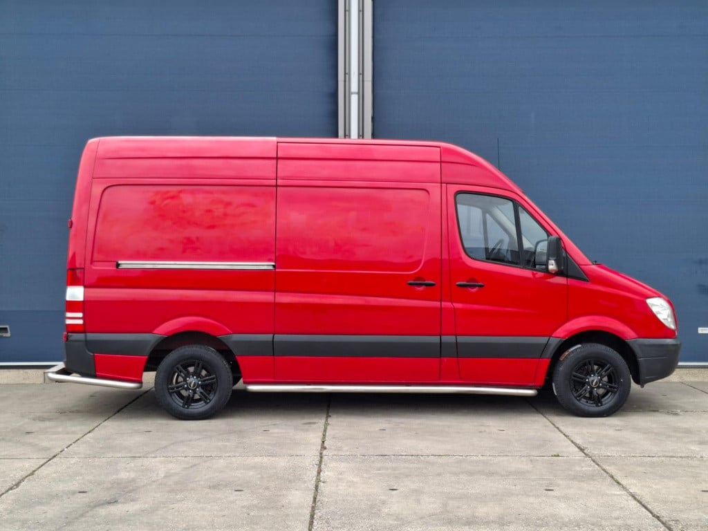 Mercedes-Benz Sprinter 210 2.2 cdi 366 hd 3 zits / side bars / perfect voor