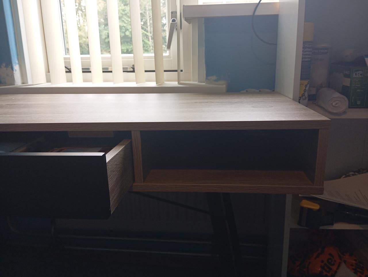 Bureau met lade – 120 cm