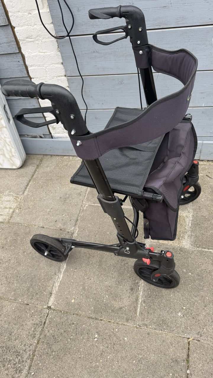 Rollator dubbel vouwen