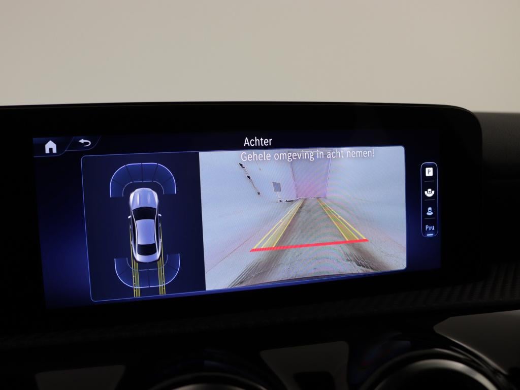 Mercedes-Benz Cla 180 star edition | dodehoekassistent | parkeerpakket met