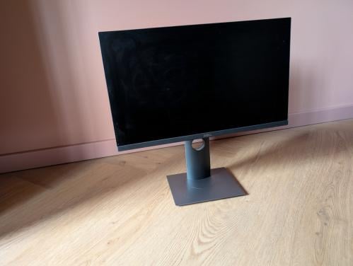3x Dell P2219H monitor