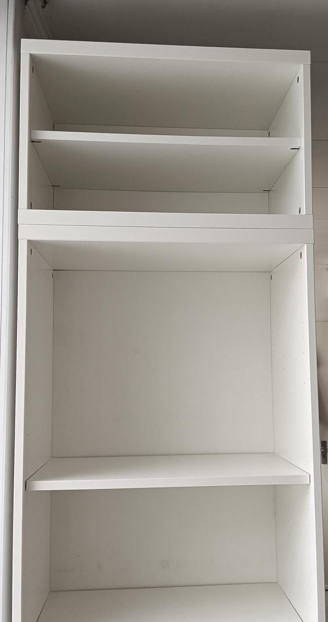 Witte kast, met opzet 231 x 60 x40