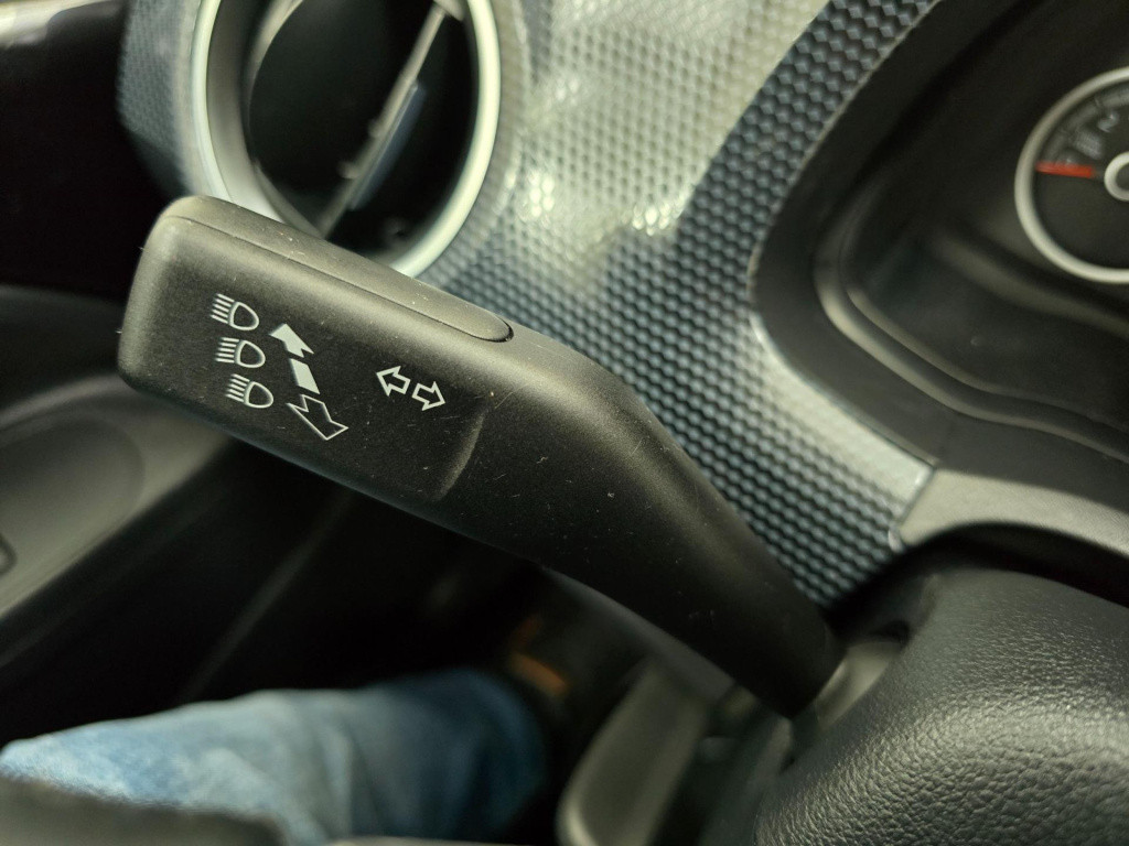 Volkswagen UP! occasion 1.0 bmt up! beats met bluetooth audio! | tweedehand