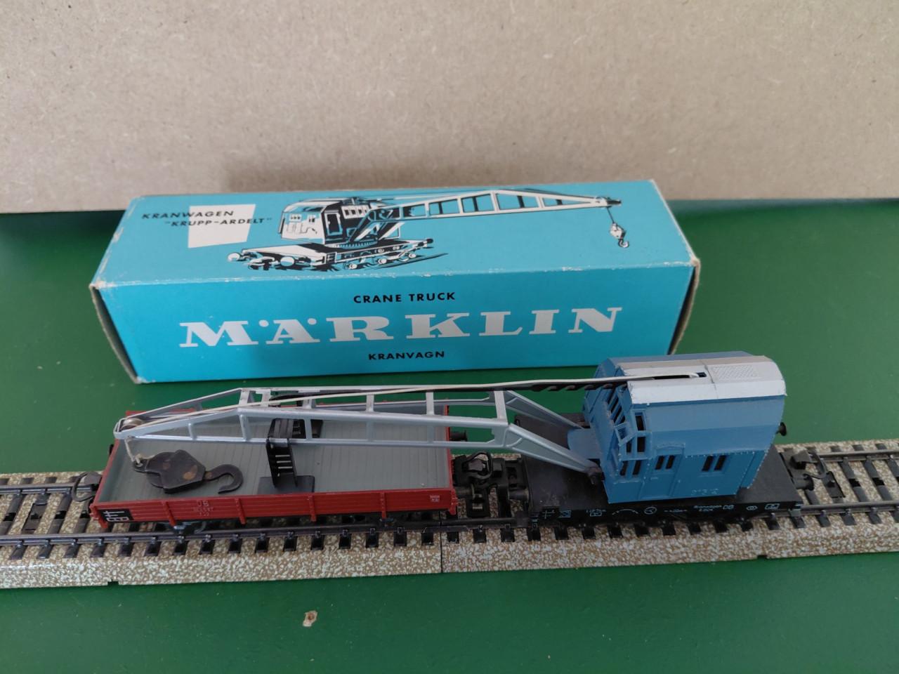 Märklin kraanwagen met platte wagen