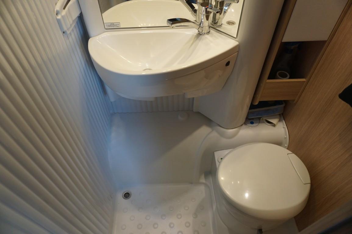 Sunlight V60 Adventure Edition 2021 met 65.000km in goede staat!