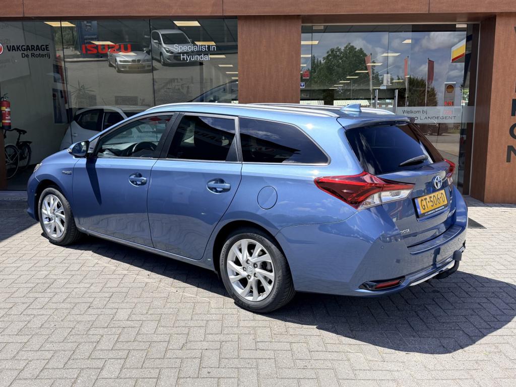 Toyota Auris touring sports 1.8 hybrid lease pro | radio | nav | panorama d
