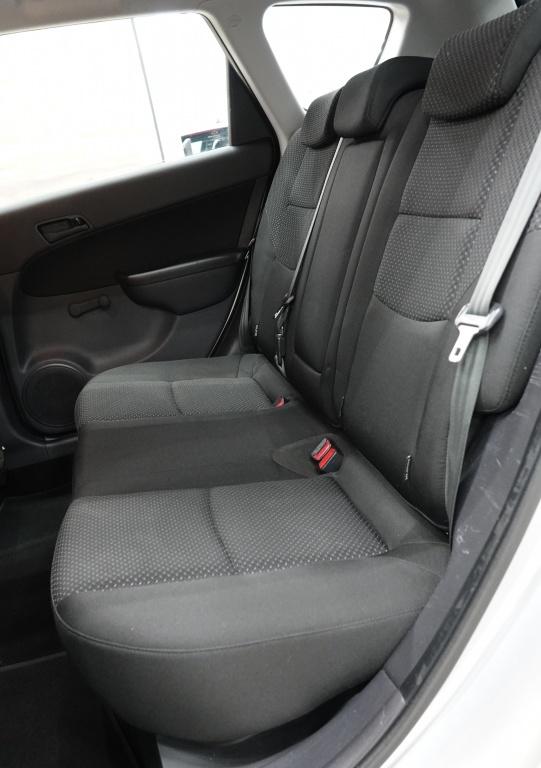 Hyundai I 30 cw 1.4i i-drive cool | airco | aux |