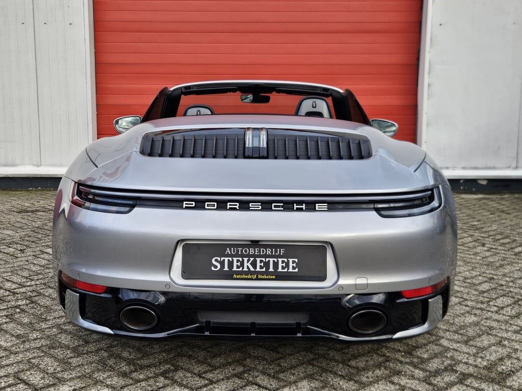 Porsche 911 cabrio 3.0 carrera s | porsche approved 24mnd | sport design |