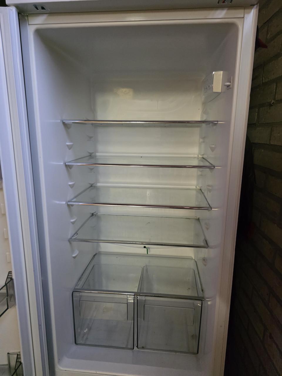 Eethoek + tv meubel + Salontafels etc