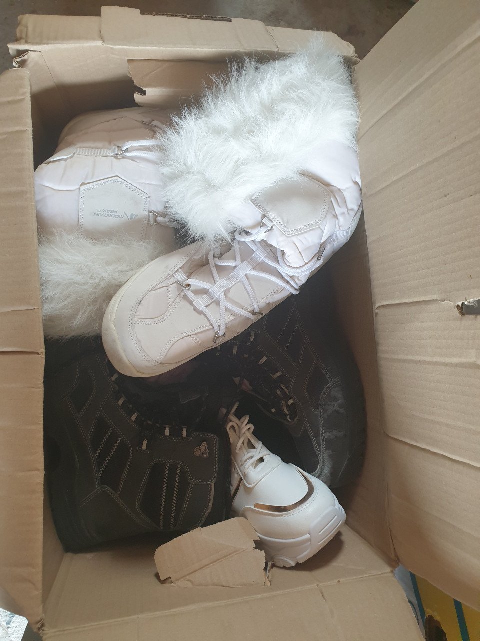 Te koop rommelmarkt spullen