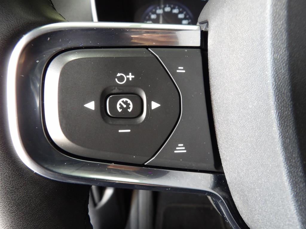 Volvo XC40 core recharge t4 plug-in hybrid 2wd