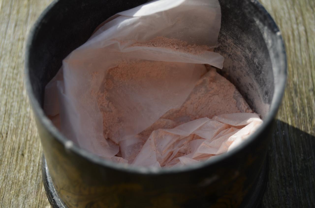 Diverse Japanse en Chinese potjes en blikjes (2)