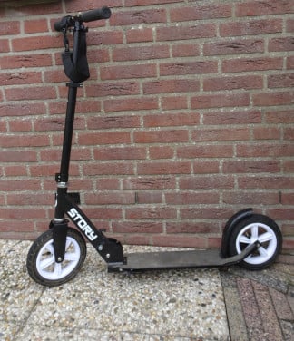 Story step zwart