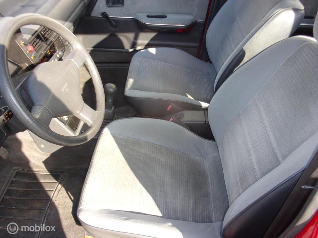 Mazda 323 1.6i estate 4wd