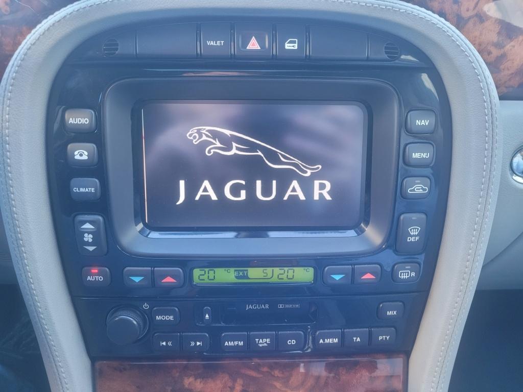 Jaguar Xj 3.0 v6 sport