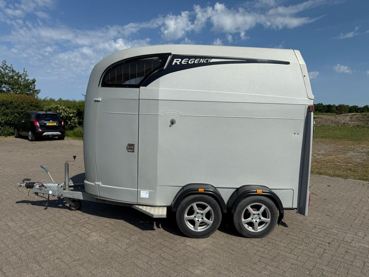Atec paardentrailer 2 paards
