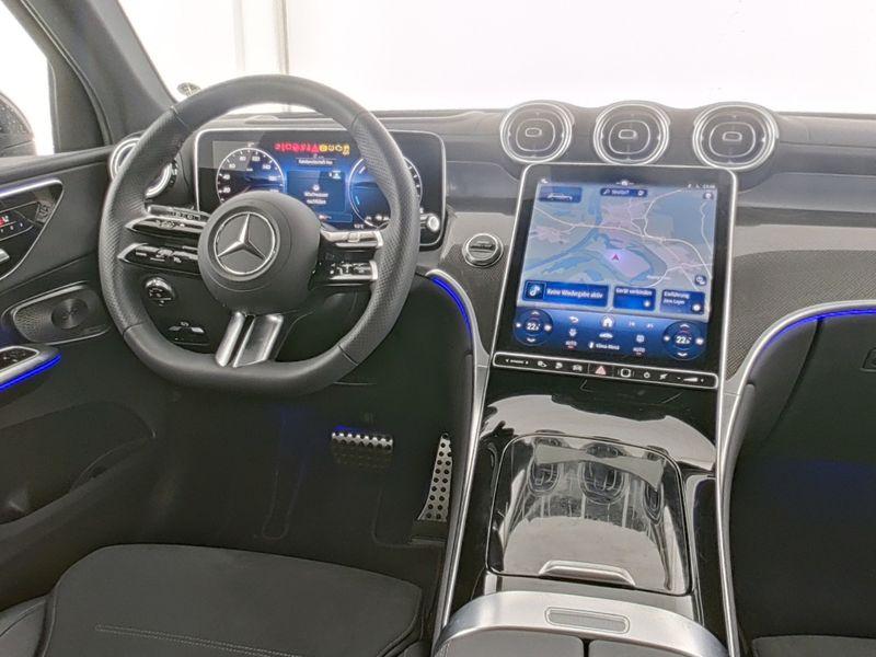 Mercedes-Benz Glc 400e 4matic amg 381 pk i 2025 i panorama dak i head-up i 