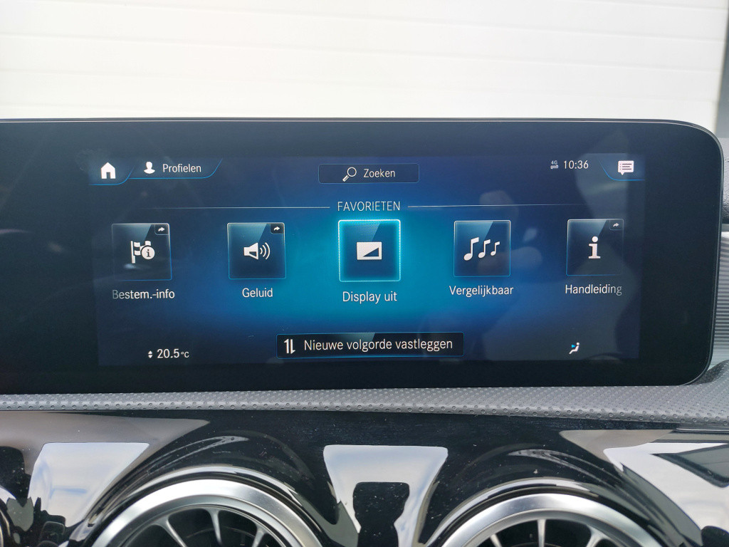 Mercedes-Benz Cla shooting brake 250 premium plus | zeer rijk uitgerust