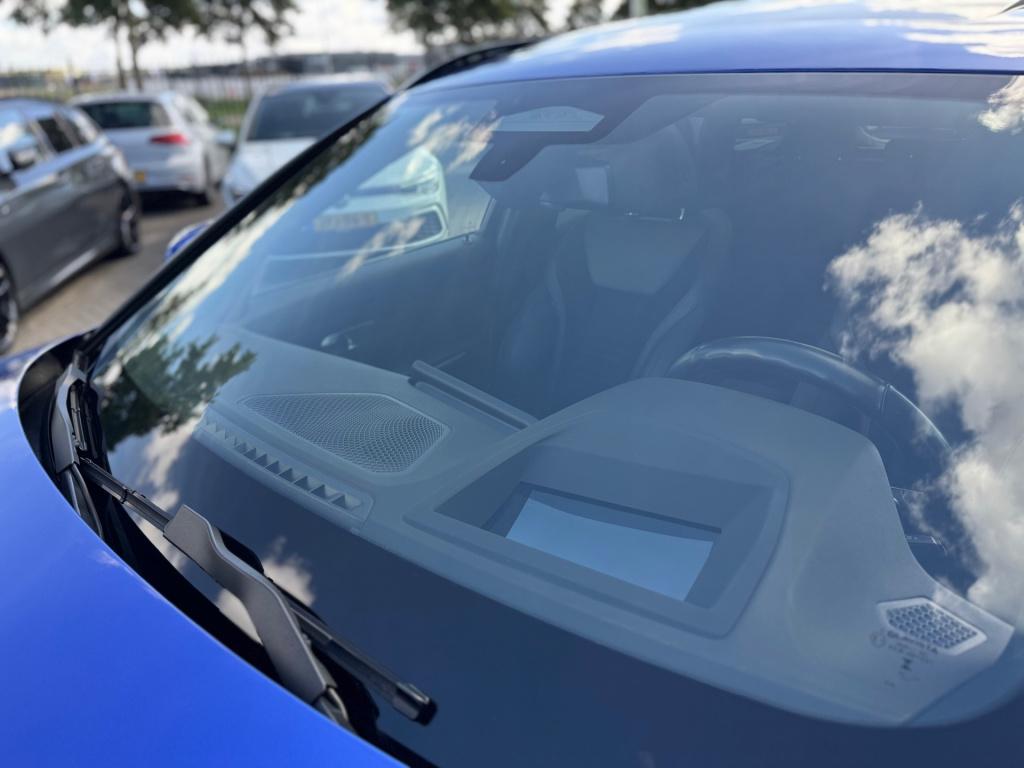 BMW 3-serie touring 330e m-sport * pano * acc * harman/ kardon