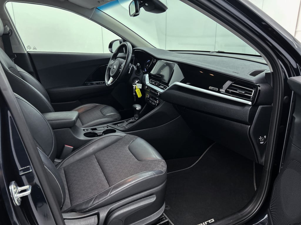 Kia Niro 1.6 gdi hybrid dynamicline | navi | parkeercamera |