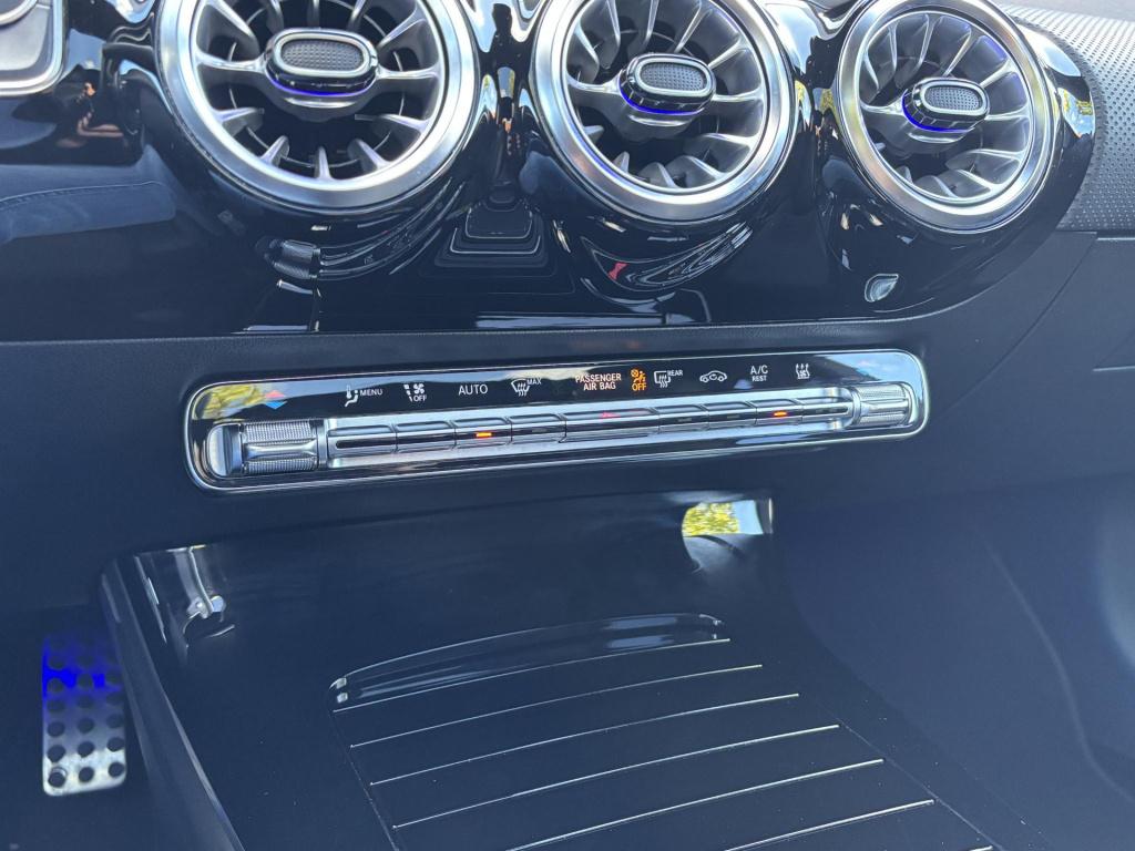 Mercedes-Benz Cla 250 e amg line premium plus pack, panoramadak + nl-auto!