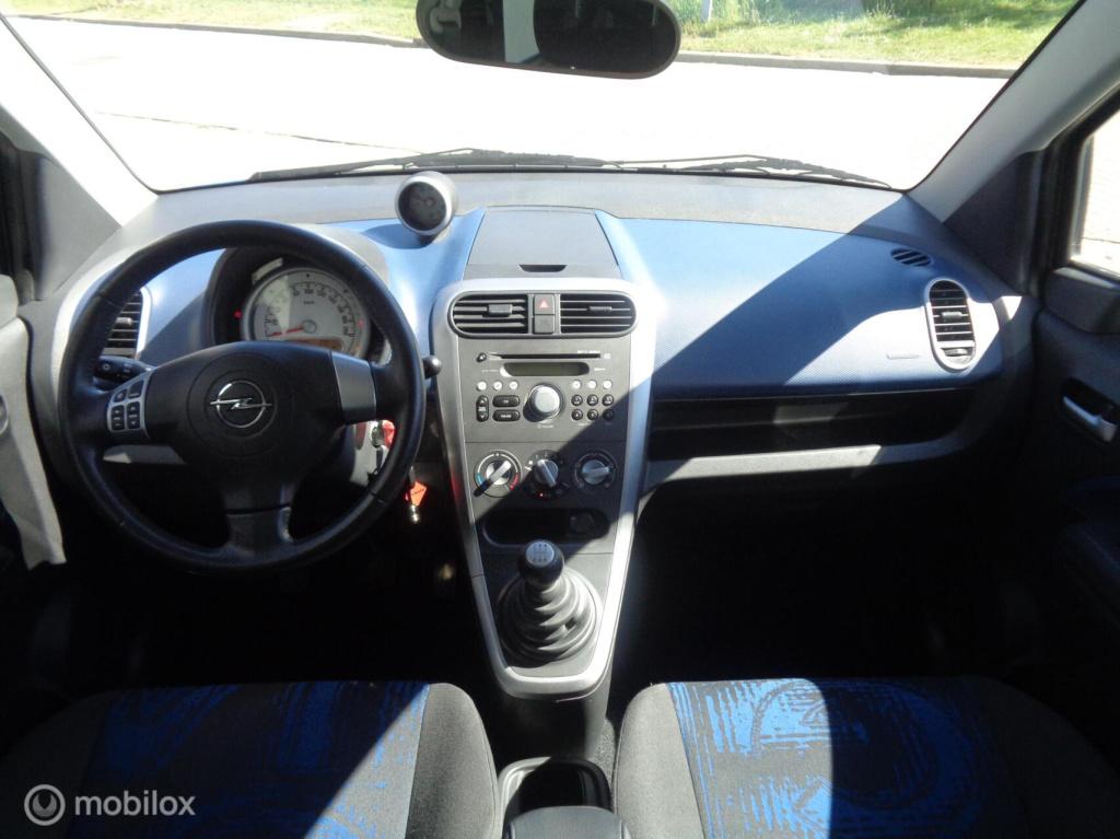 Opel Agila 1.0 edition/airco/lm velgen/donker glas/hele nette auto/slechts 