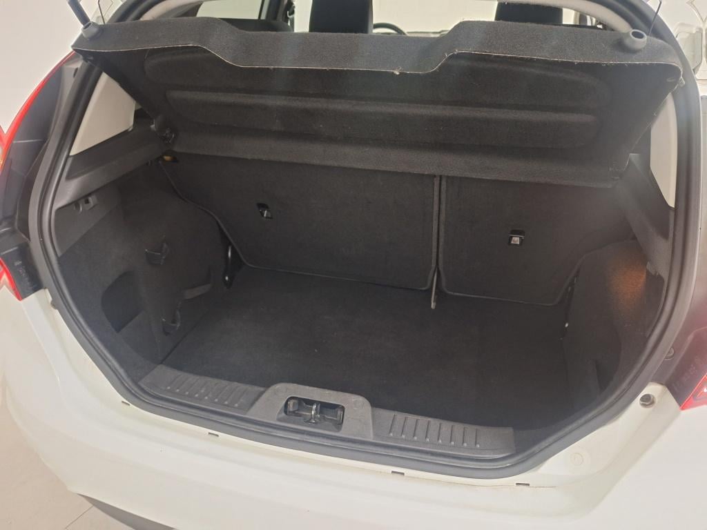 Ford Fiesta 1.0 white edition