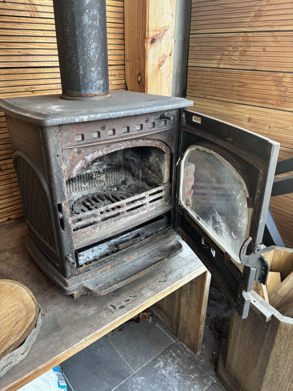 Dovre houtkachel voor buiten