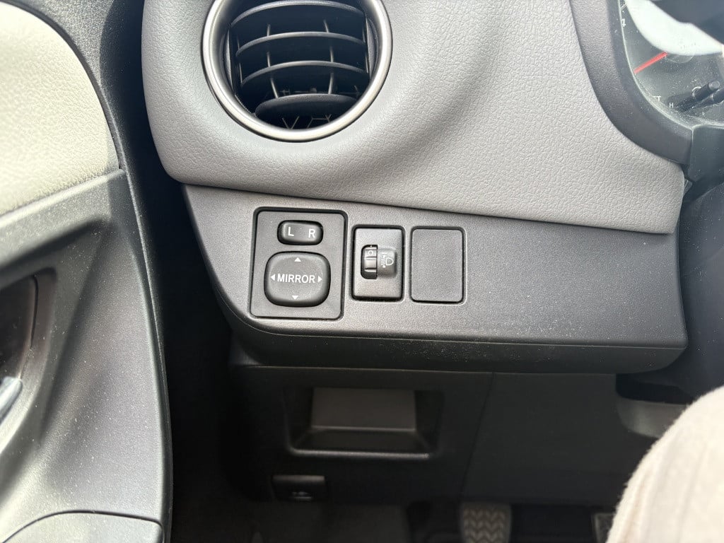 Toyota Yaris 1.3 vvt-i aspiration