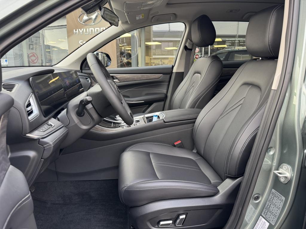 Dfsk E5 Phev 1.5 l2 | 7-persoons | leder | pano | 360 camera