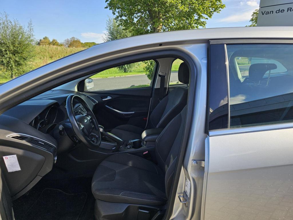 Ford Focus wagon 1.6 ti-vct titanium