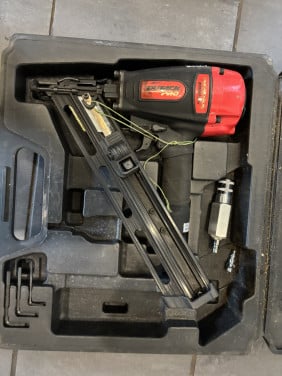 Spijkerpistool