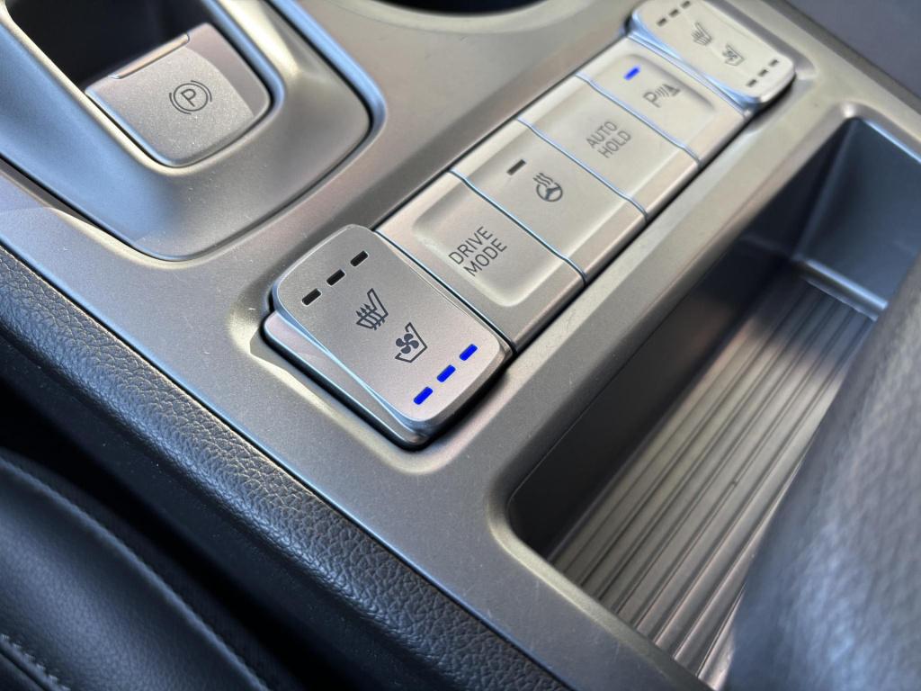 Hyundai Kona ev premium 64 kwh