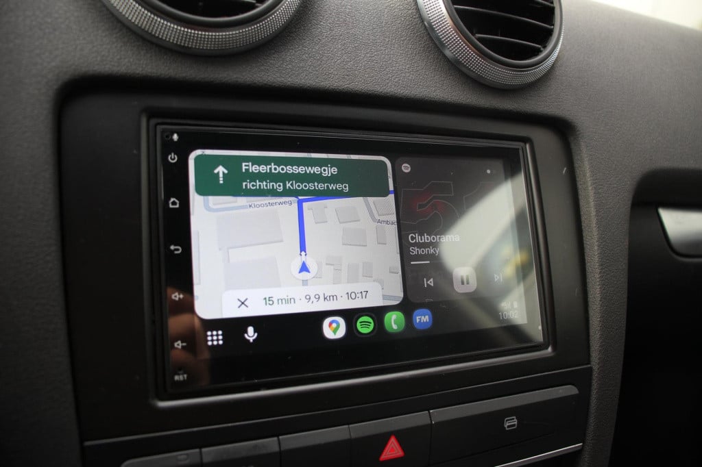 Audi A3 sportback 1.4 tfsi attraction - carplay wireless - navi - clima - 1