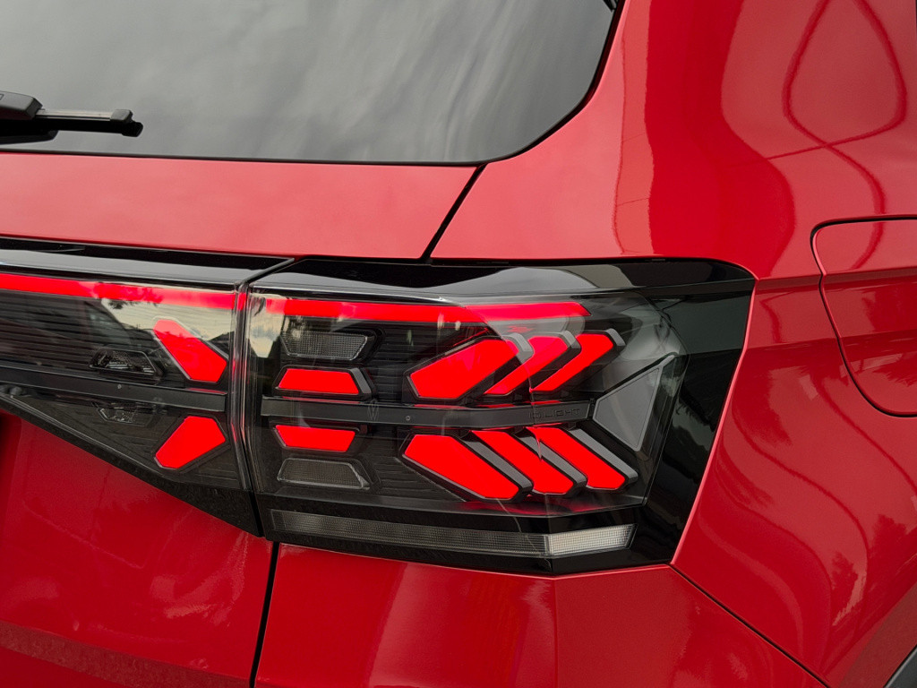 Volkswagen T-cross 1.0 tsi 116pk style | trekhaak | camera | navi | led gri