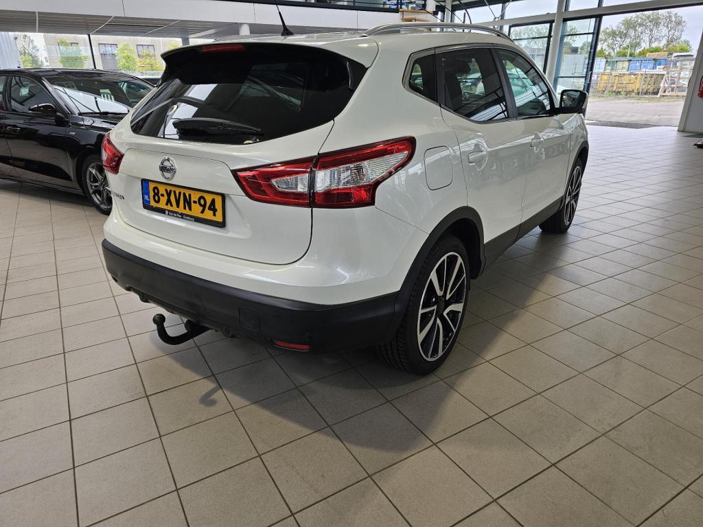 Nissan Qashqai 1.2 premier edition