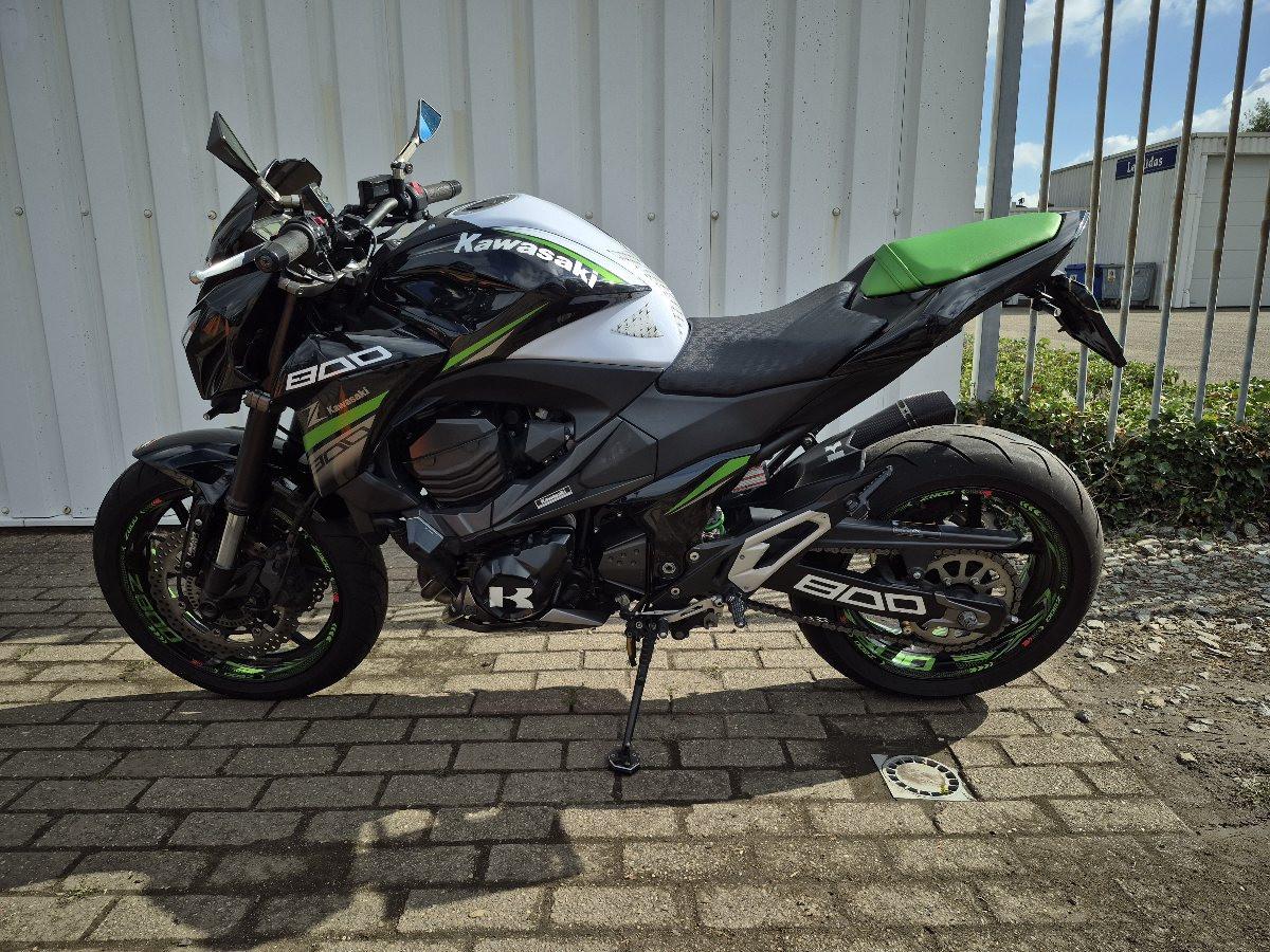 Kawasaki Z800 Akrapovic uit 2016, Stoere Naked bike