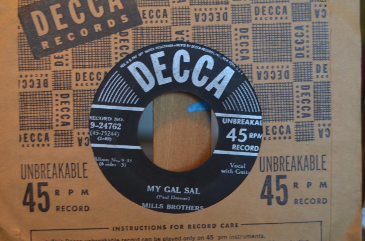 Diverse singles 'The Mills Brothers' (2)