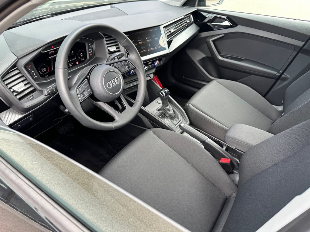Audi A1 Sportback 30 tfsi 116pk s-tronic s-line | navi | virtual cockpit | 